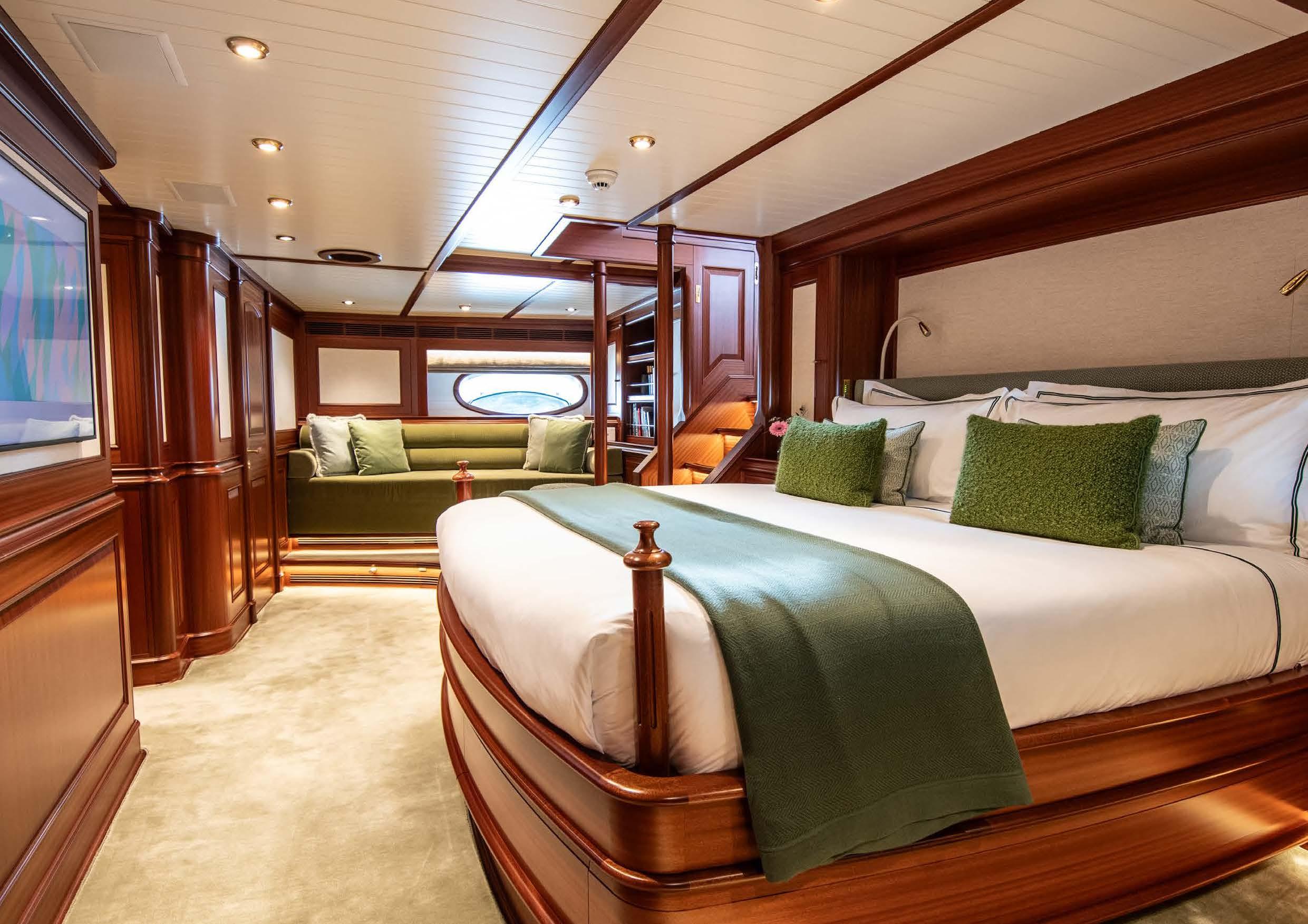 ATHOS_11_Owners-stateroom_Athos_-_For_Charter_2024_Page_11_Image_0001-xXkDVokE
