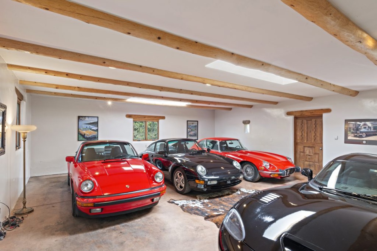 garage